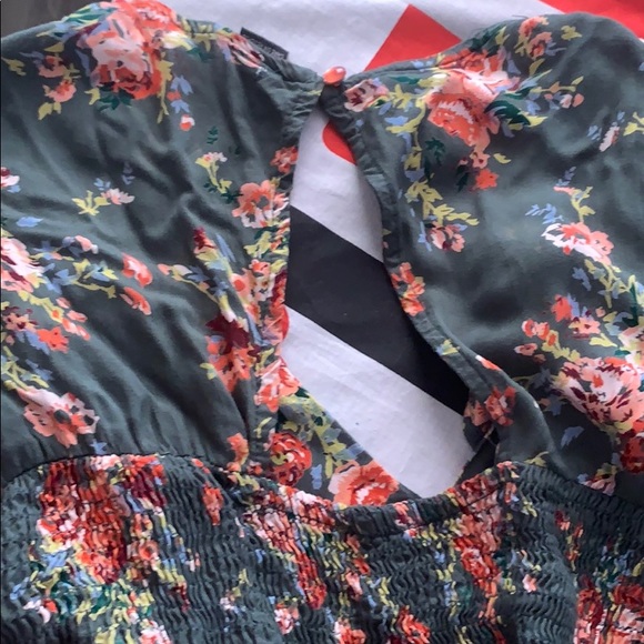 Floral Dress - Picture 4 of 4